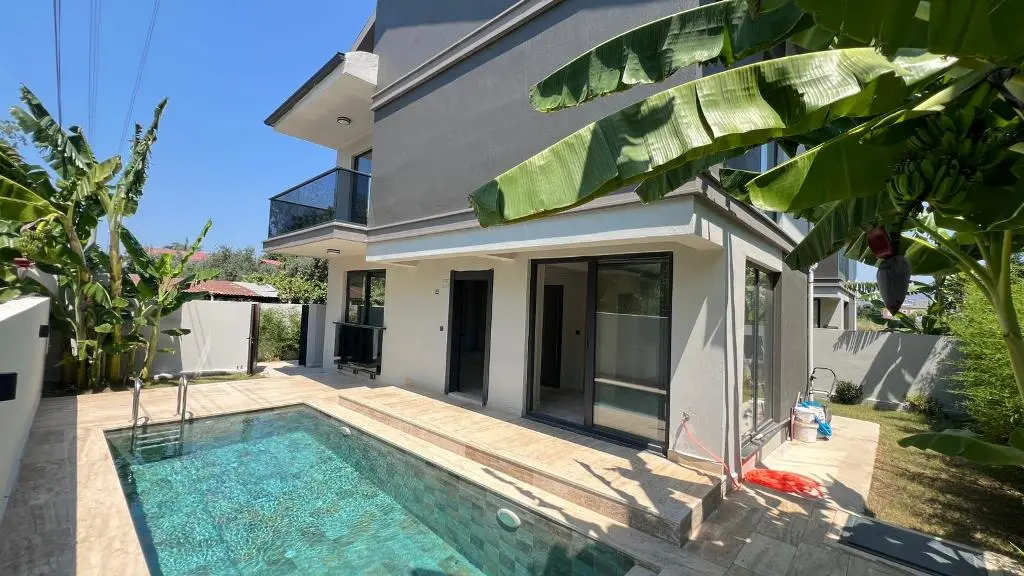 Home in Babatasi